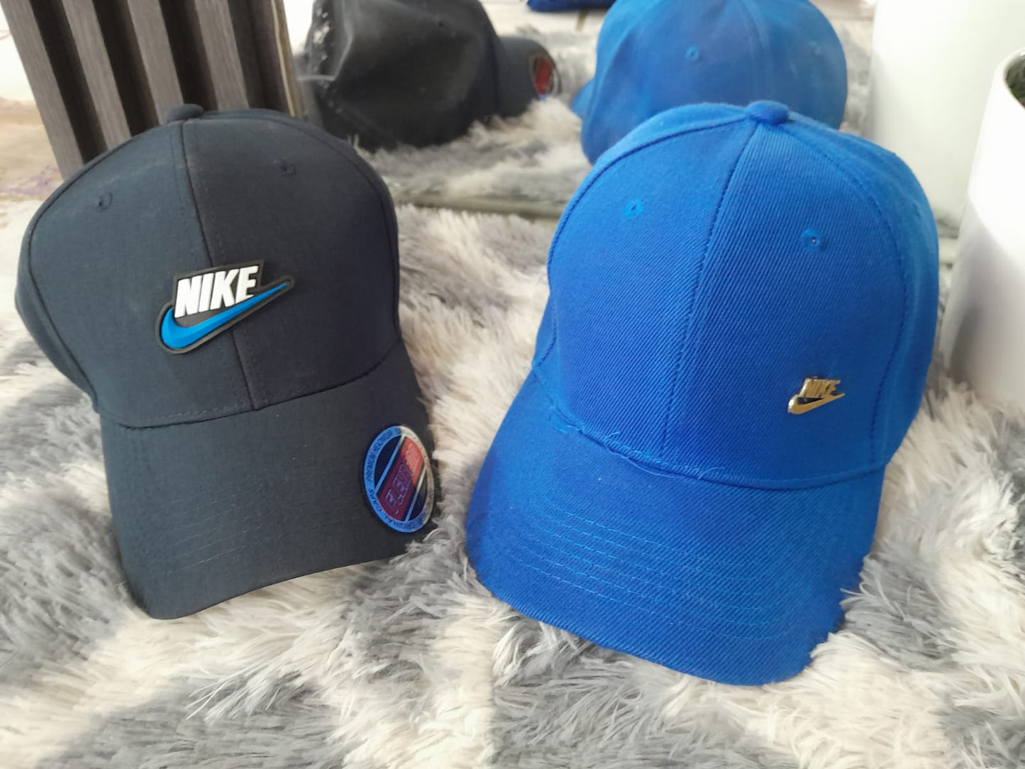I.GORRA VARIAS MARCAS